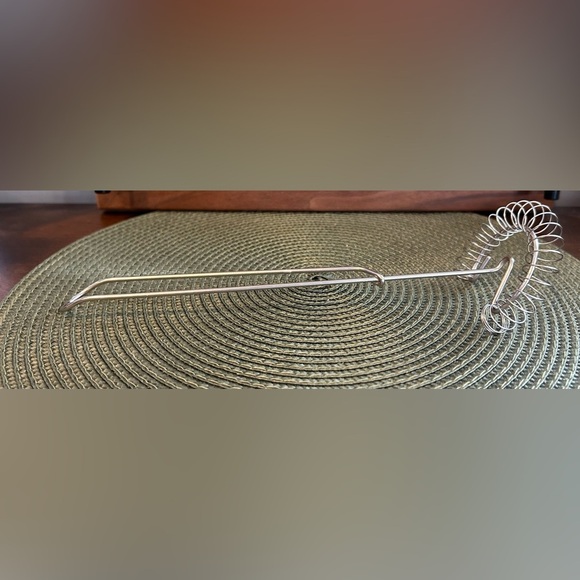 Vintage Manual Egg Beater Spring Hand Whisk Coil Push Mixer Kitchen Supplies EUC - Picture 3 of 6